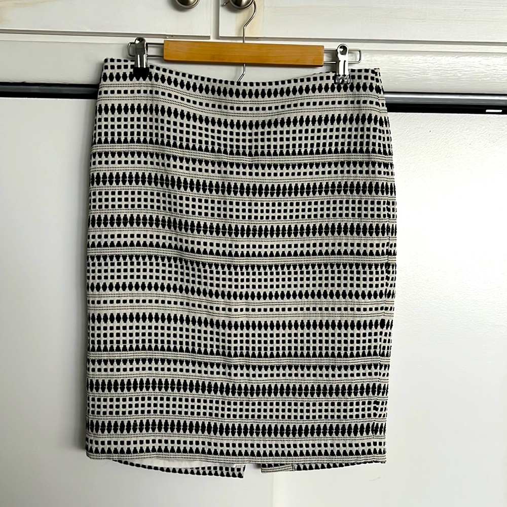 Pencil skirt